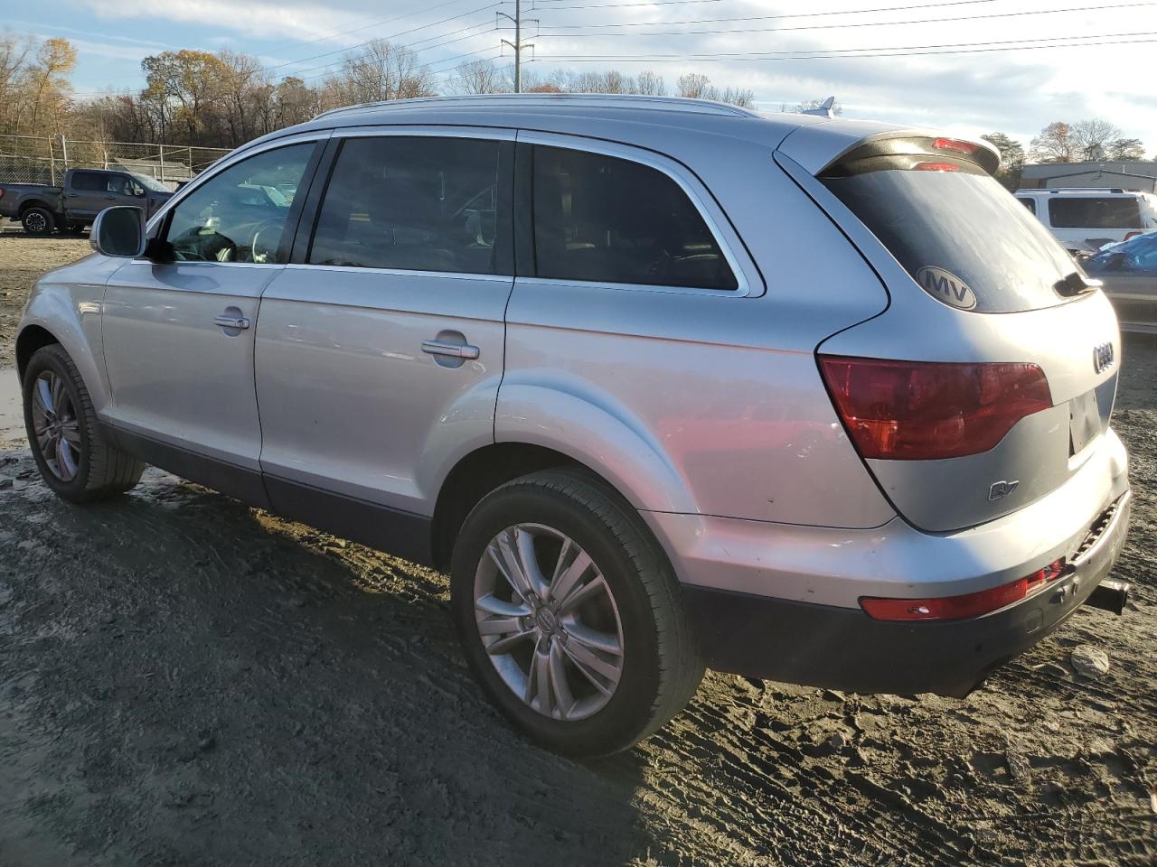 2009 Audi Q7 - Image 2