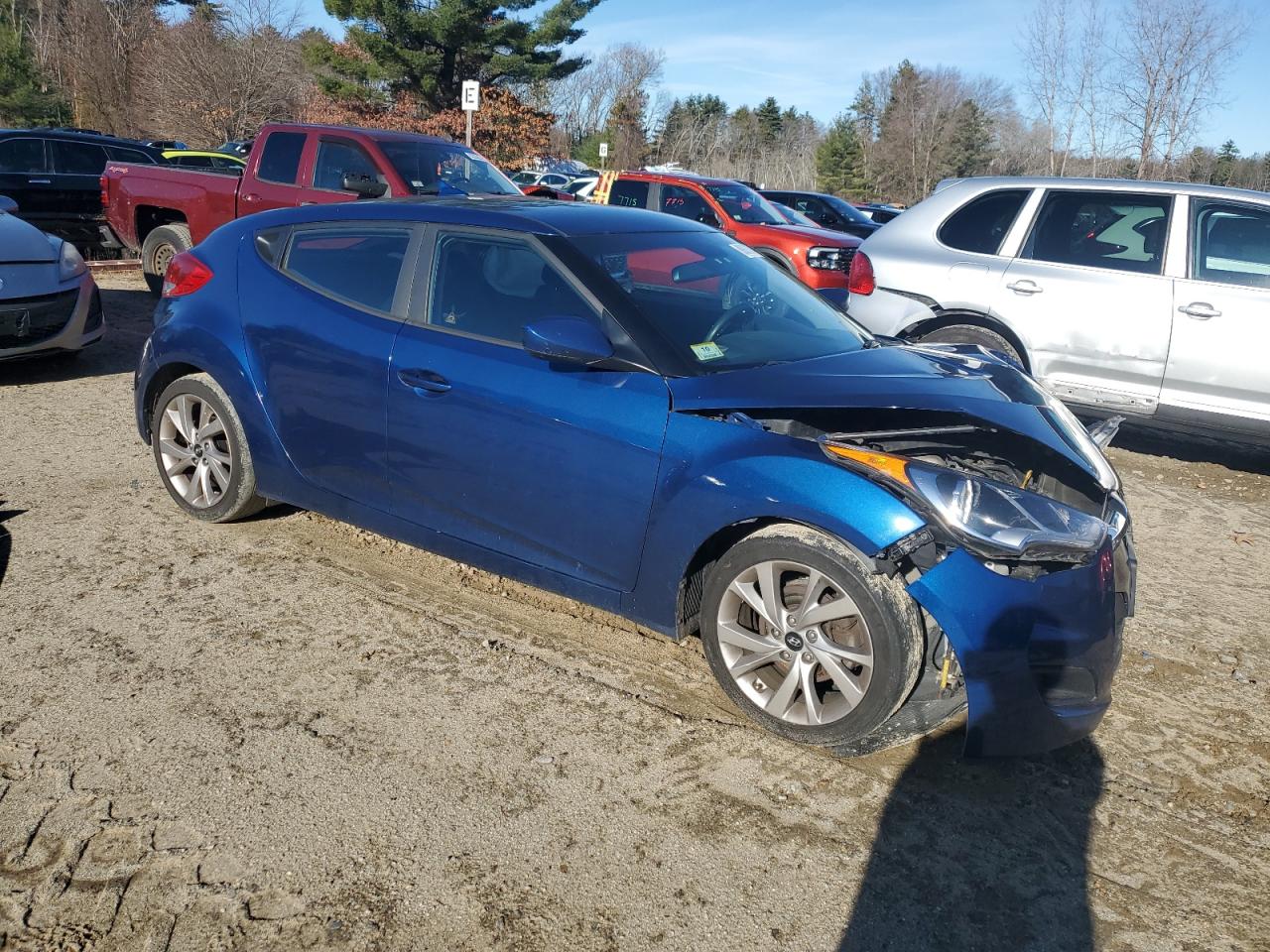 VIN KMHTC6AD5GU303184 2016 HYUNDAI VELOSTER no.4