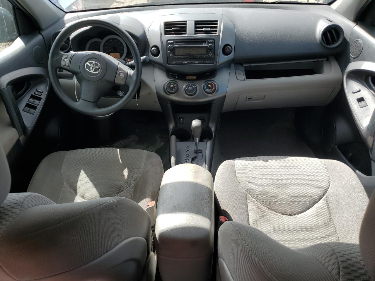 2012 Toyota RAV 4 - Image 8