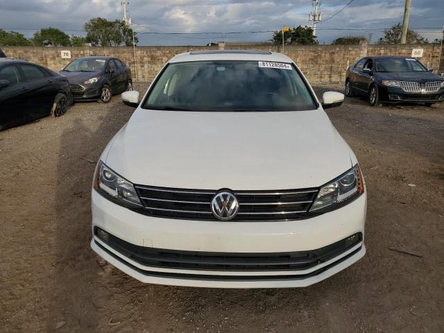  VOLKSWAGEN JETTA 2016 Белый