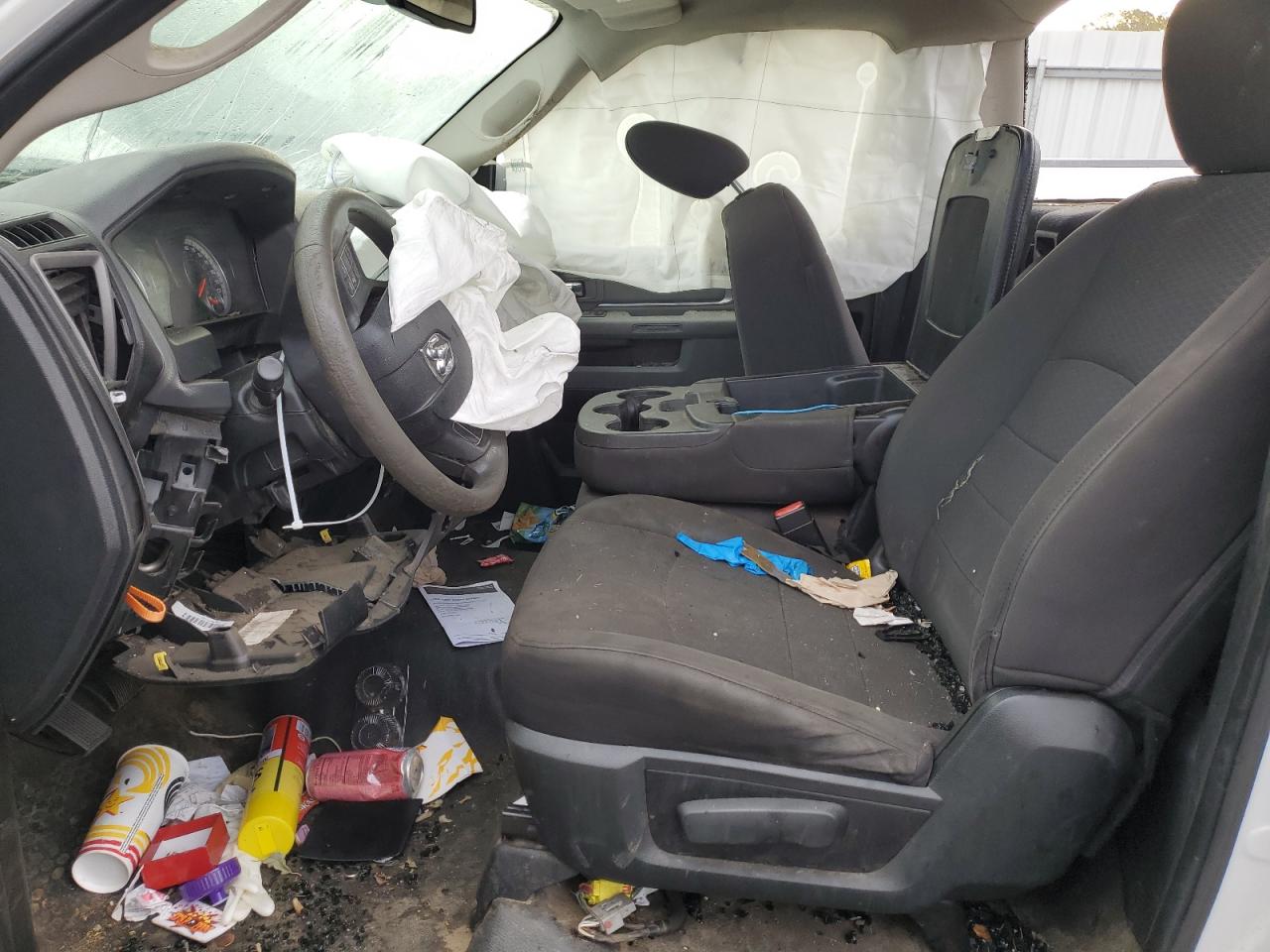 2019 RAM 1500 - Image 7