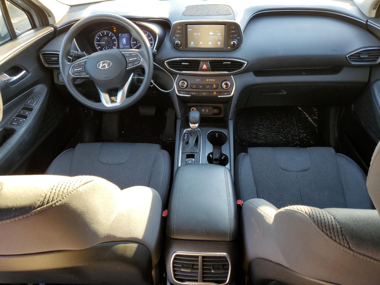 2019 Hyundai Santa Fe - Image 8