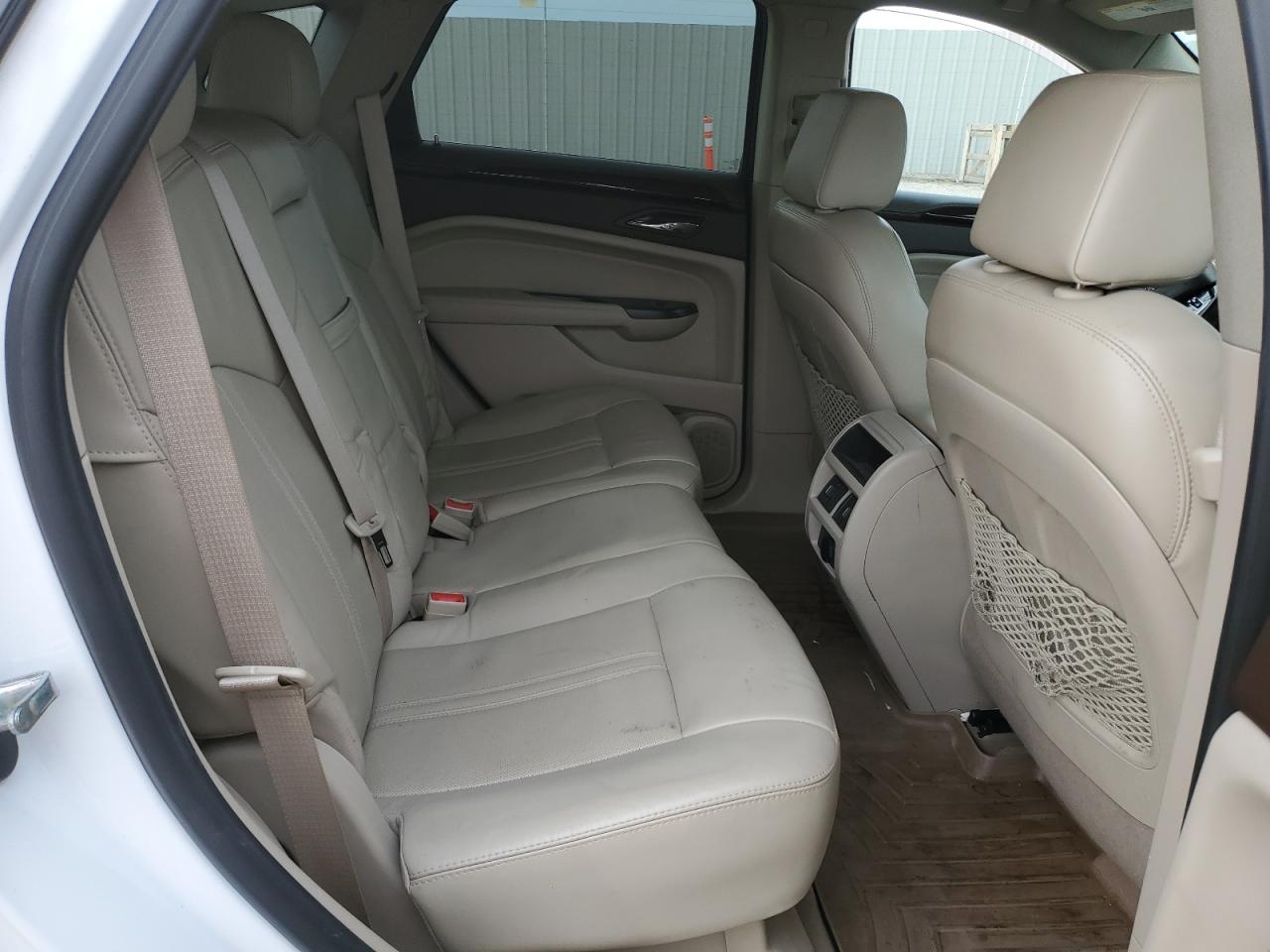 2016 Cadillac SRX - Image 11