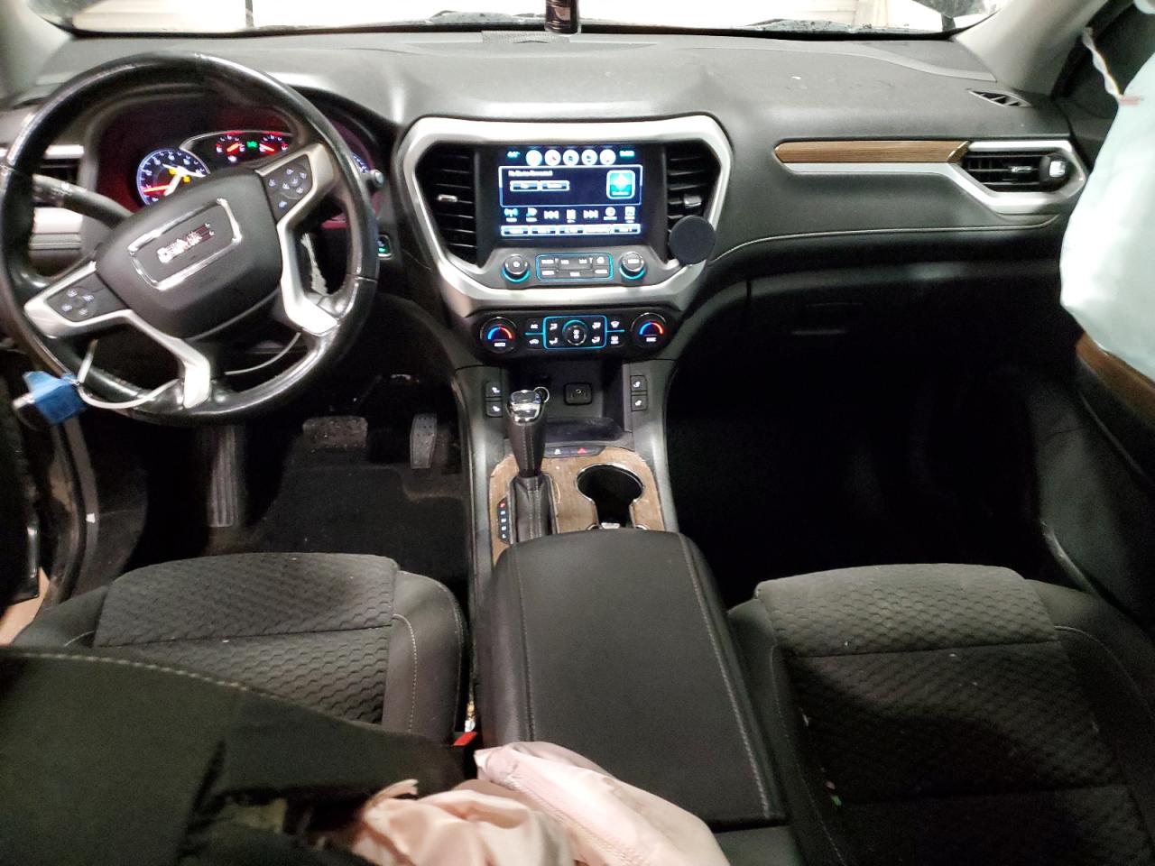 2019 GMC Acadia - Image 8