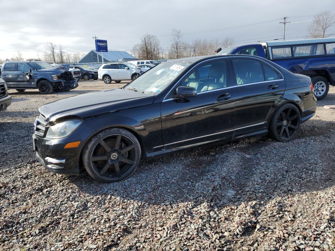 VIN WDDGF8AB8EG250716 2014 MERCEDES-BENZ C-CLASS no.1