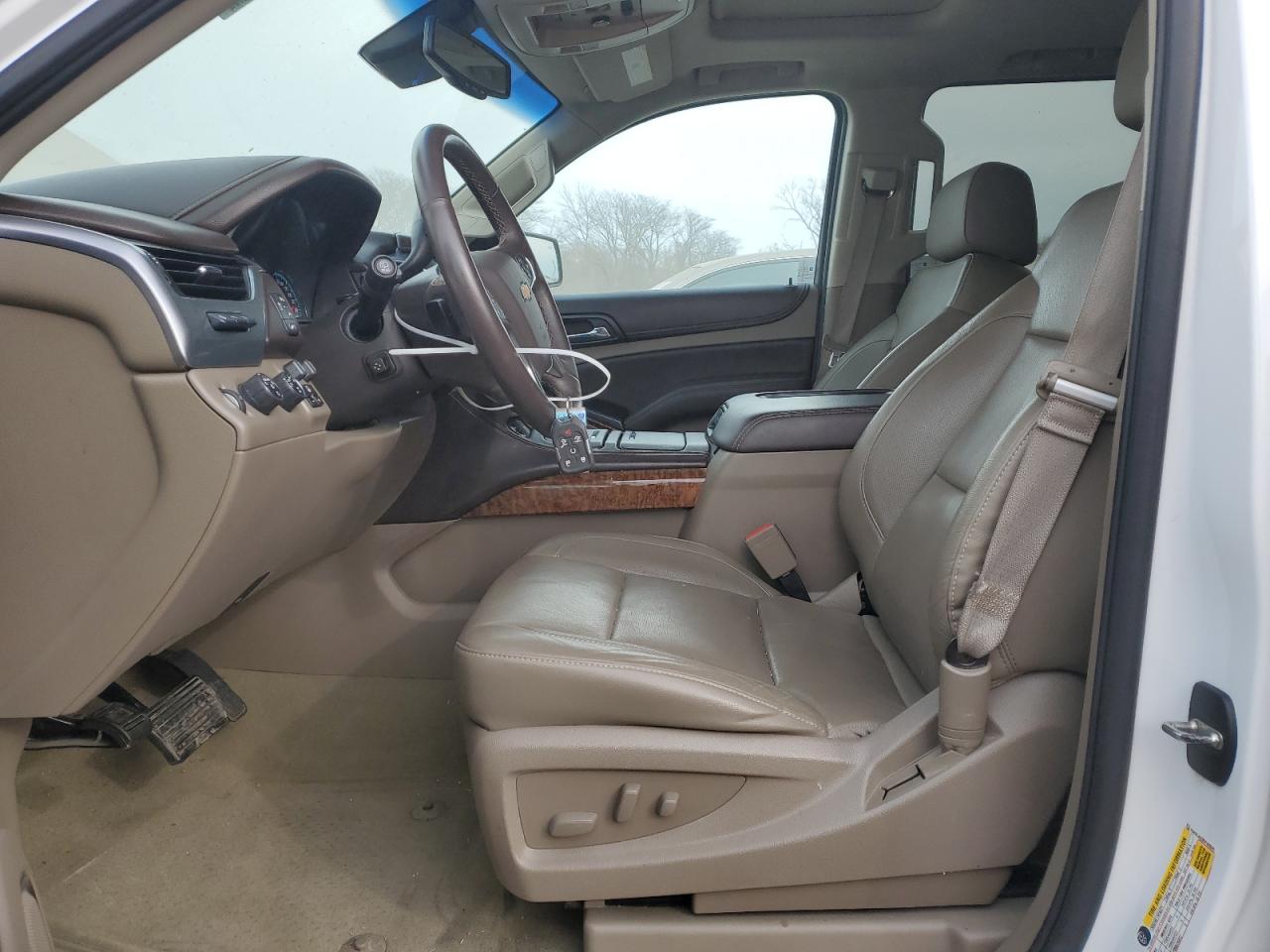 2016 Chevrolet Suburban - Image 7