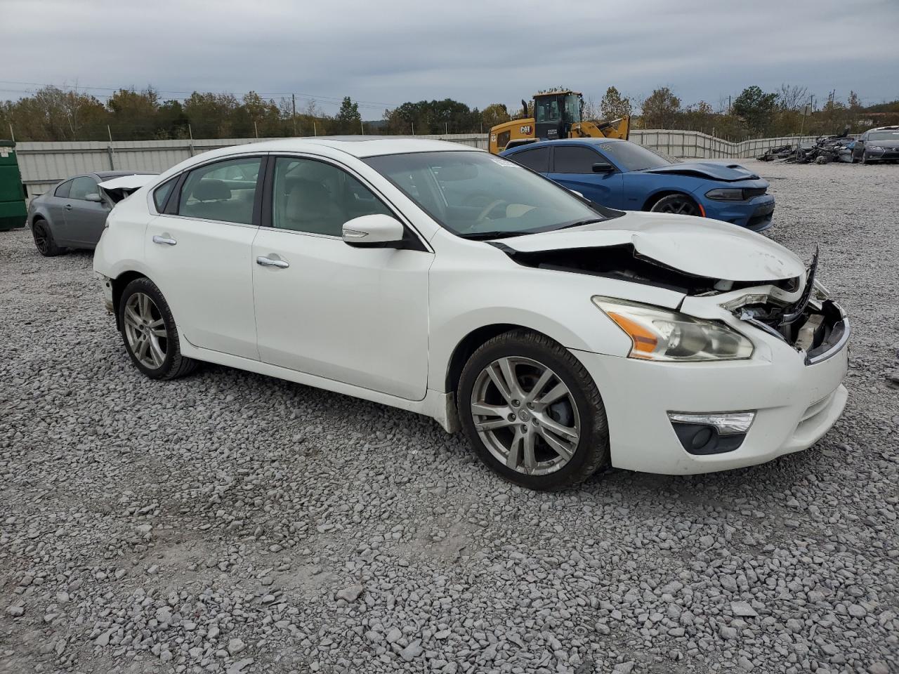 2013 Nissan Altima - Image 4