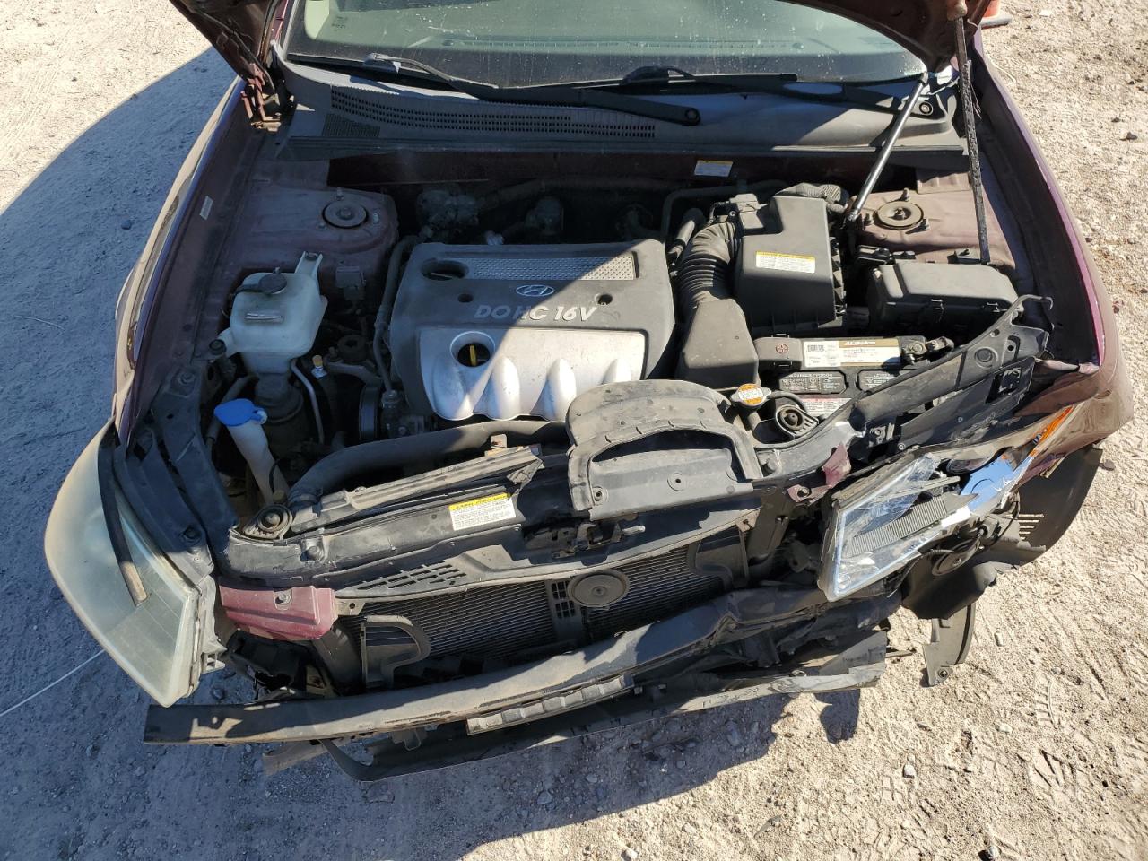 2008 Hyundai Sonata - Image 13