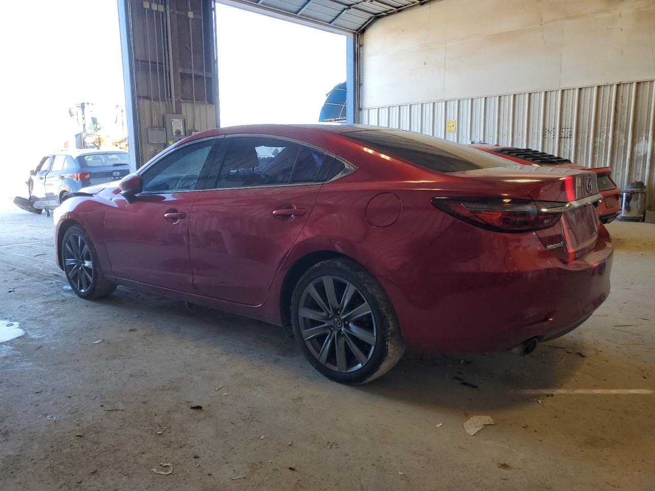 VIN JM1GL1VM3J1332856 2018 MAZDA 6 no.2