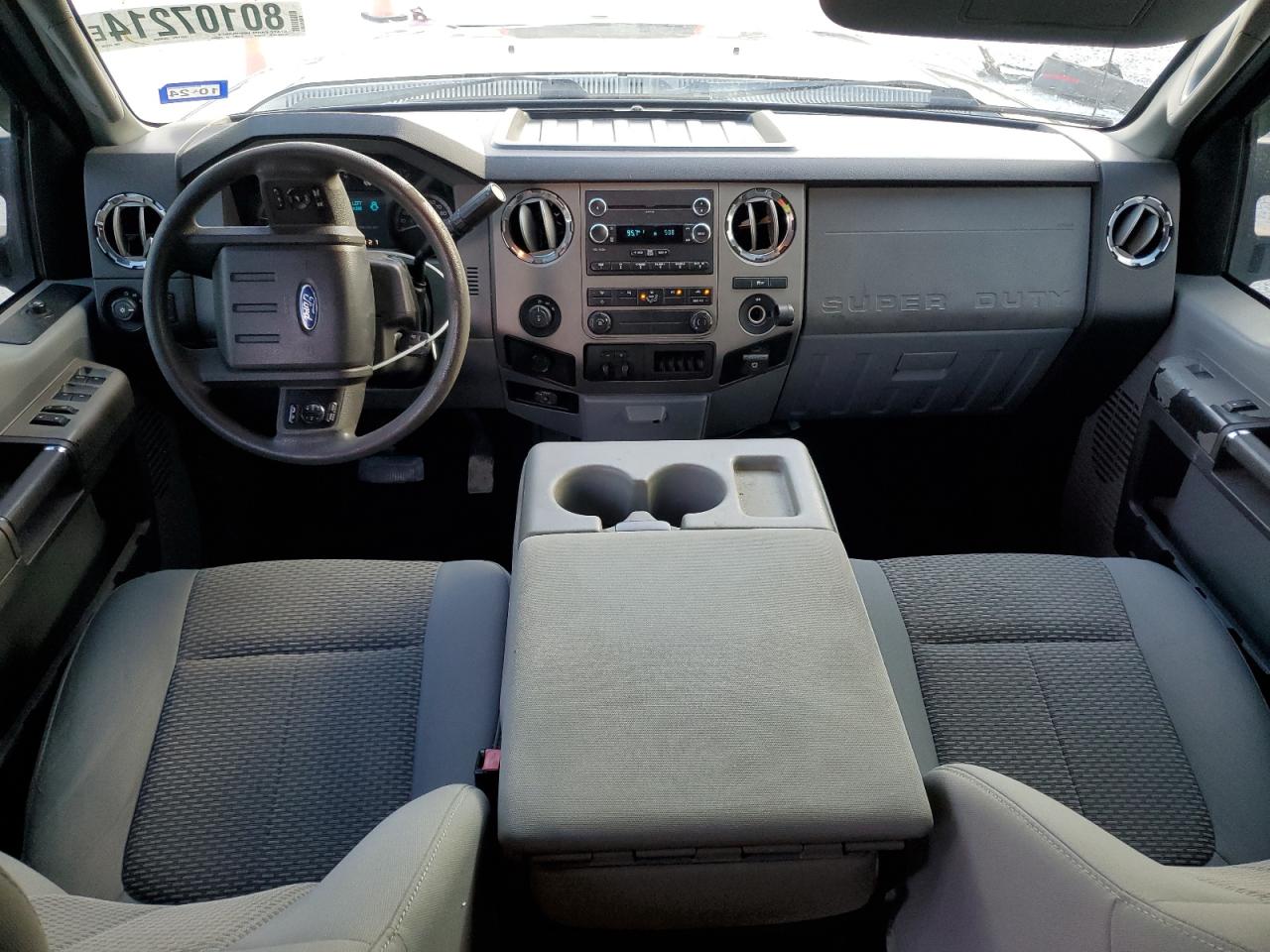 2011 Ford F250 - Image 8
