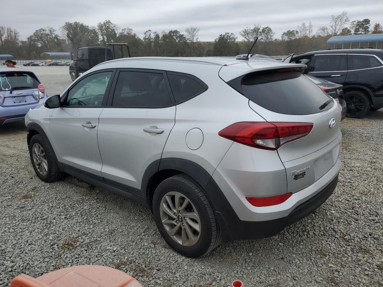 VIN KM8J33A45GU145693 2016 HYUNDAI TUCSON no.2