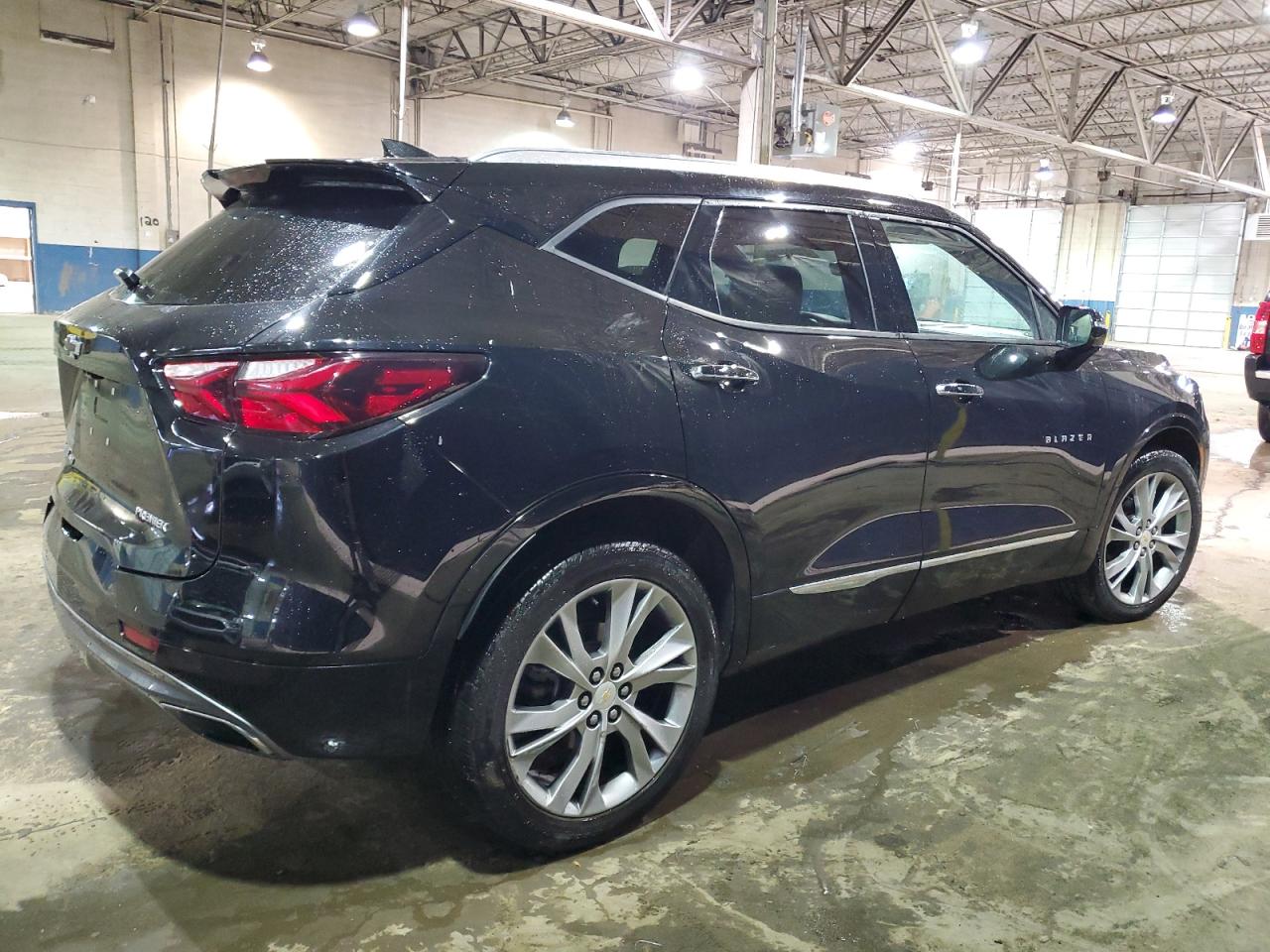 2019 Chevrolet Blazer - Image 3