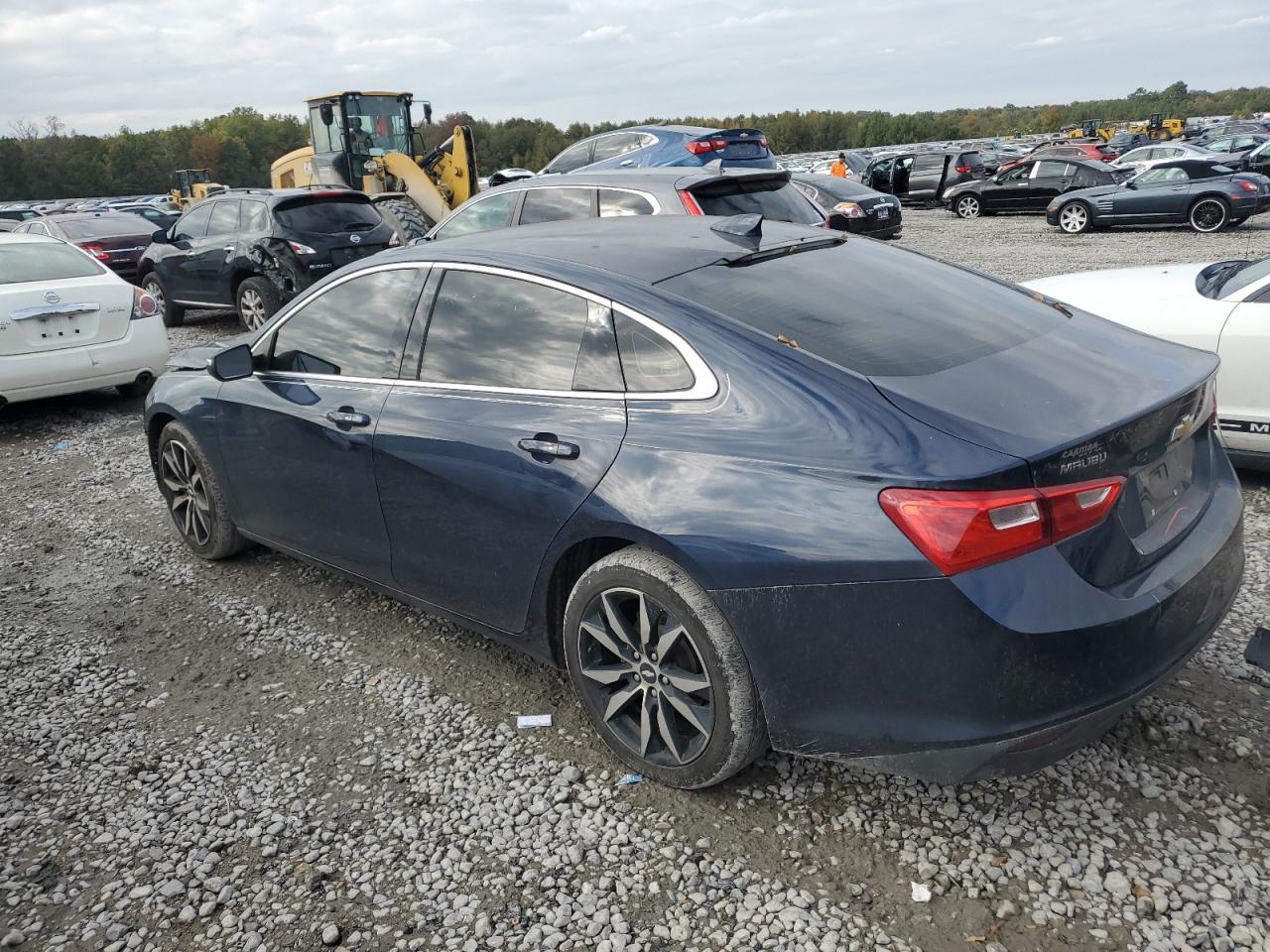 2017 Chevrolet Malibu - Image 2