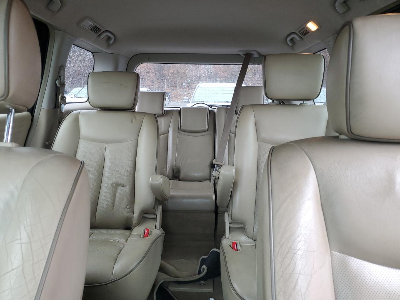 2011 Nissan Quest - Image 10