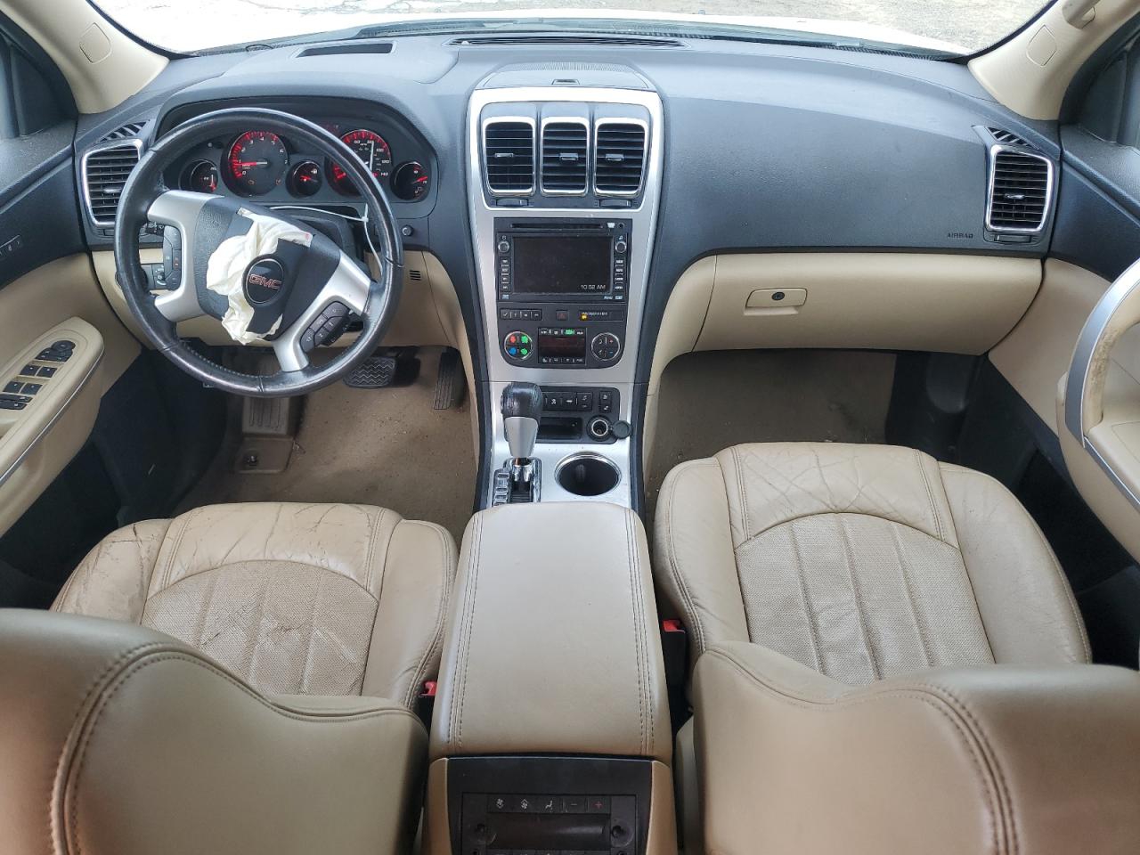 2011 GMC Acadia - Image 8