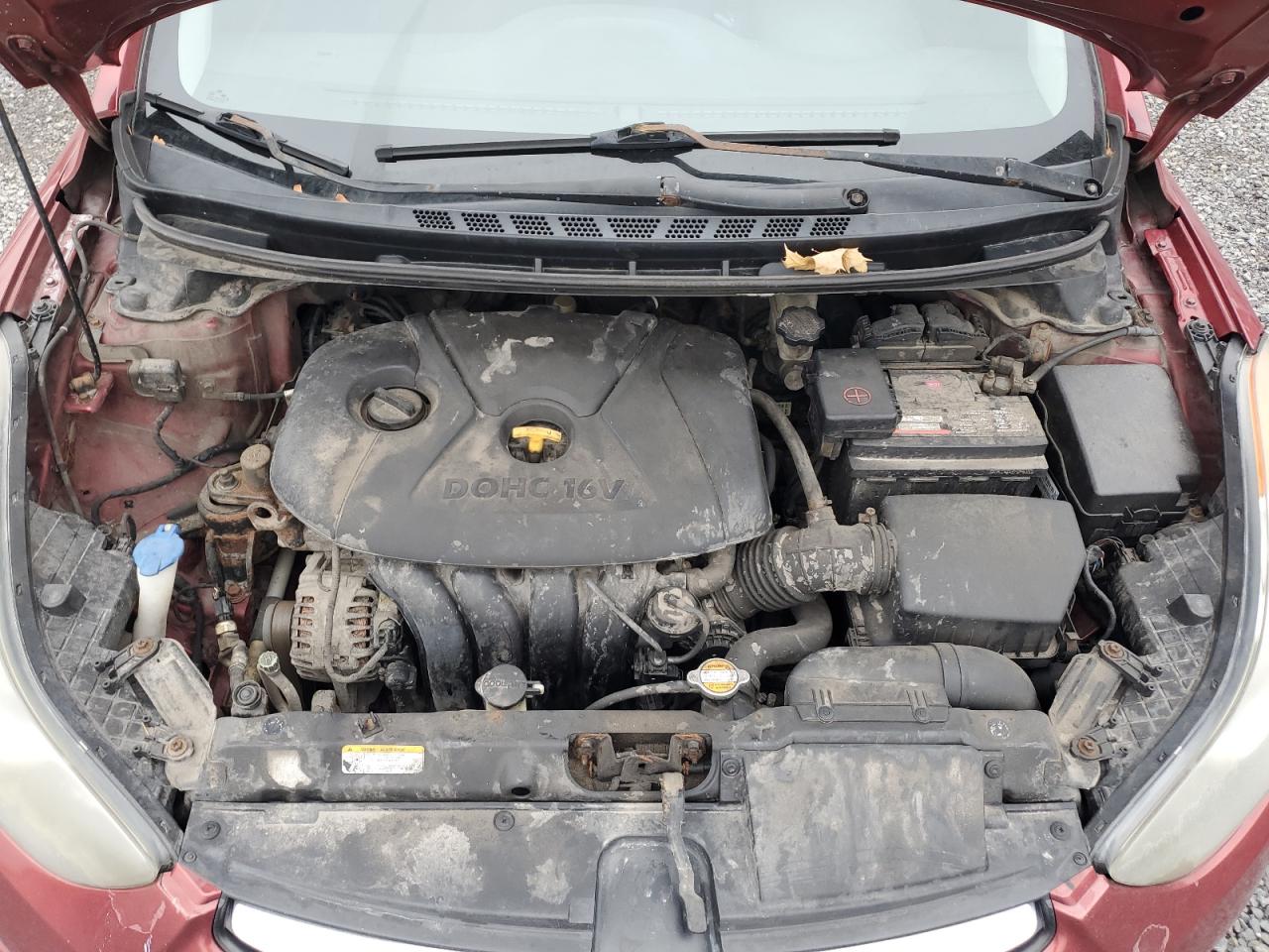 2012 Hyundai Elantra - Image 11