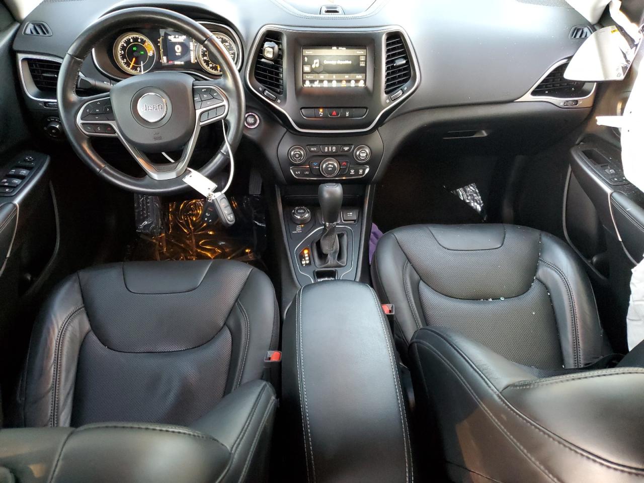 2020 Jeep Grand Cherokee - Image 8