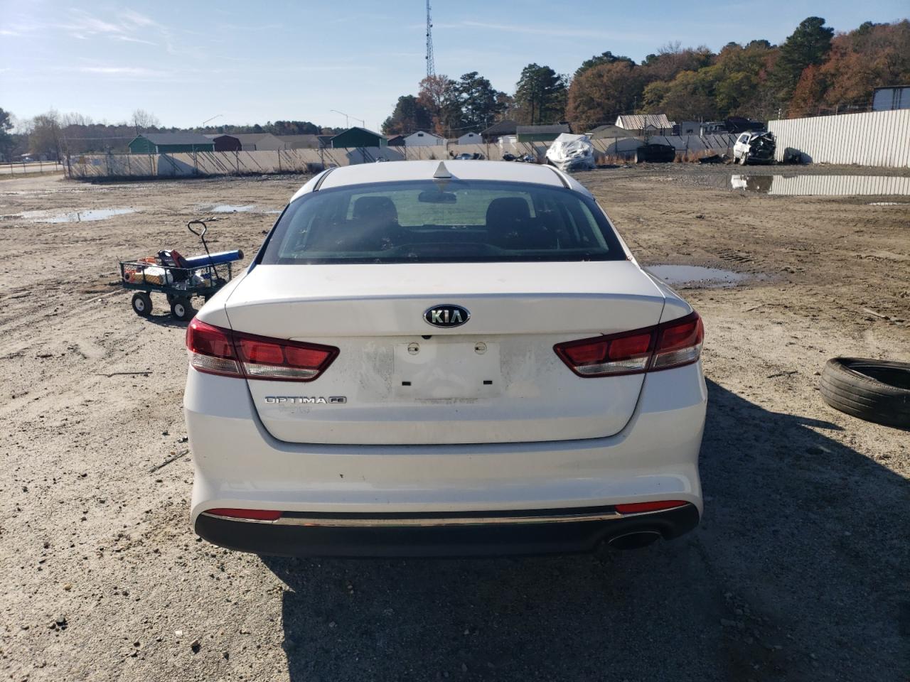 2017 Kia Optima - Image 6
