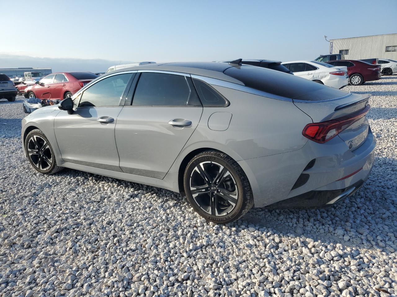2021 Kia K5 - Image 2
