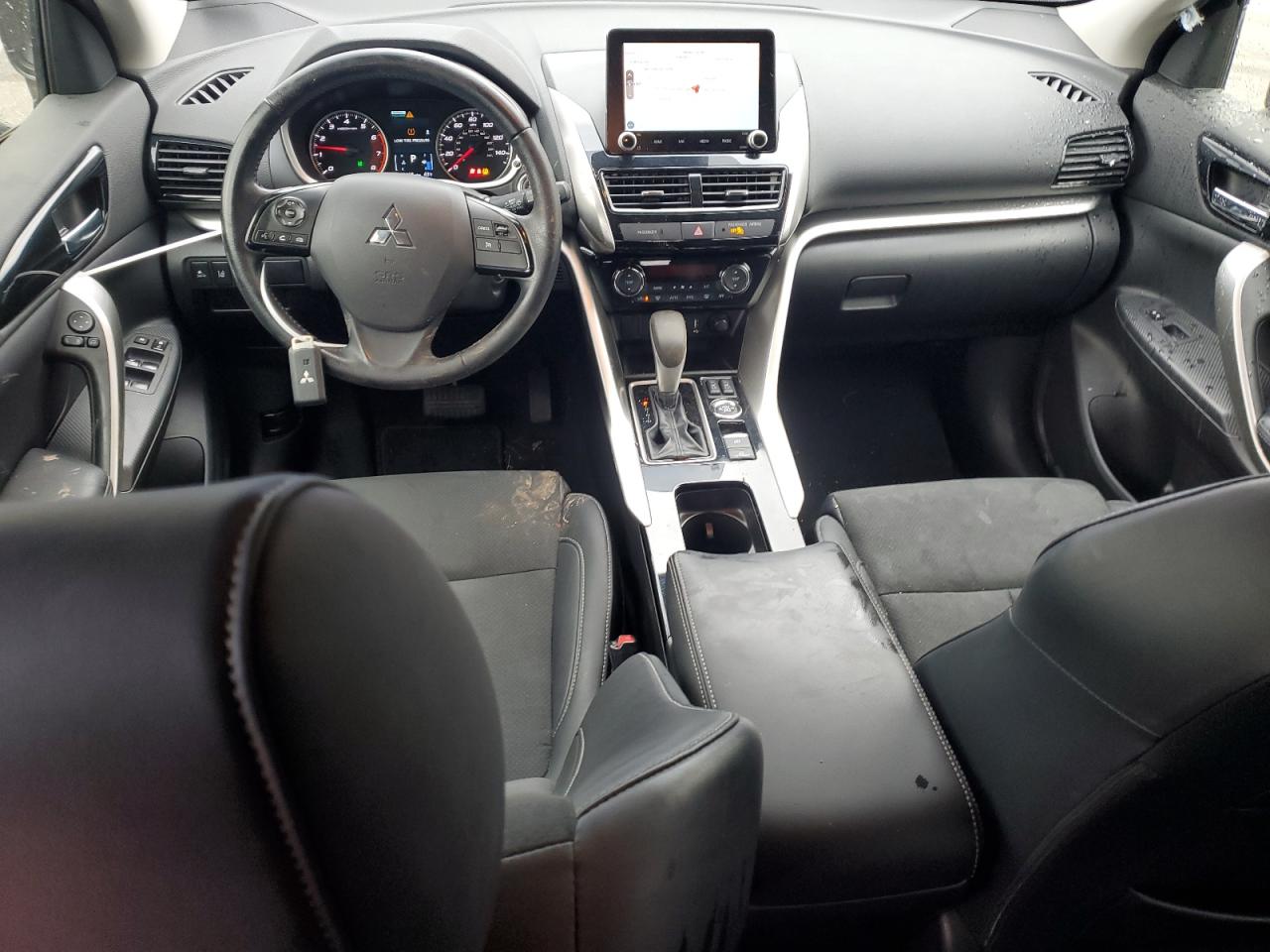 2022 Mitsubishi Eclipse - Image 8