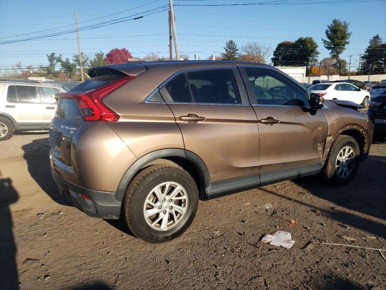 2018 Mitsubishi Eclipse - Image 3