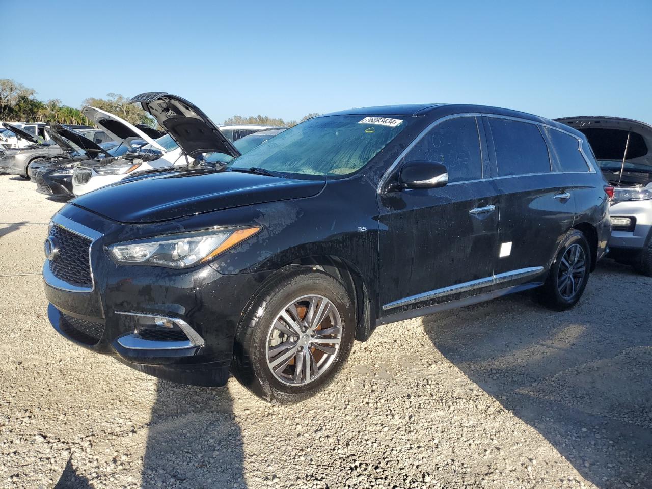 VIN 5N1DL0MN7JC530976 2018 INFINITI QX60 no.1