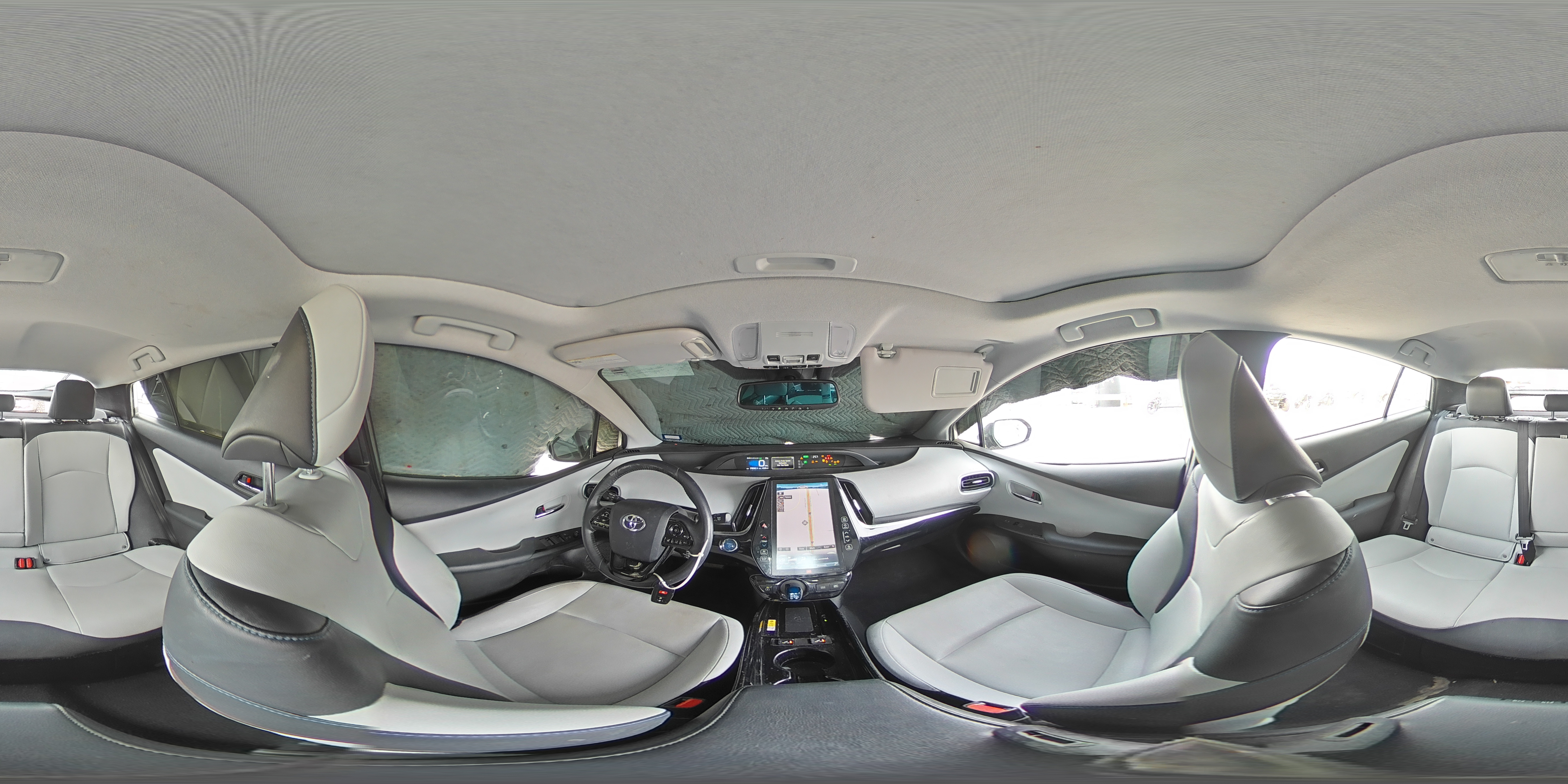 2019 Toyota Prius - Image 12