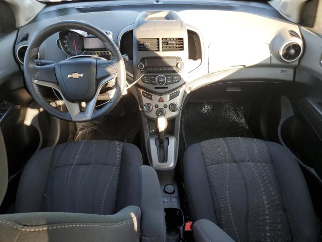 Sedans CHEVROLET SONIC 2012 Srebrny