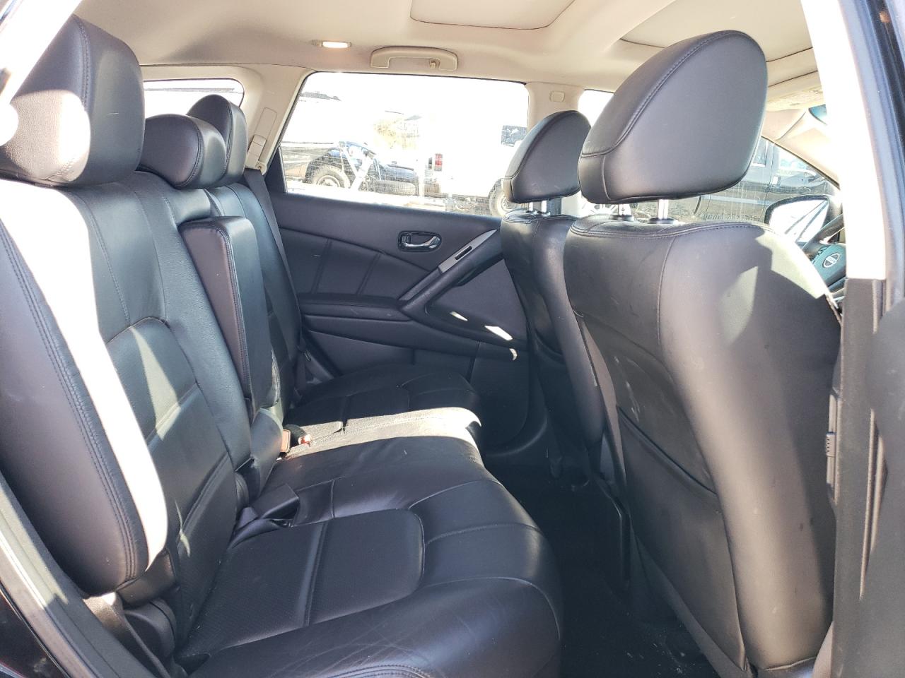 2011 Nissan Murano - Image 11