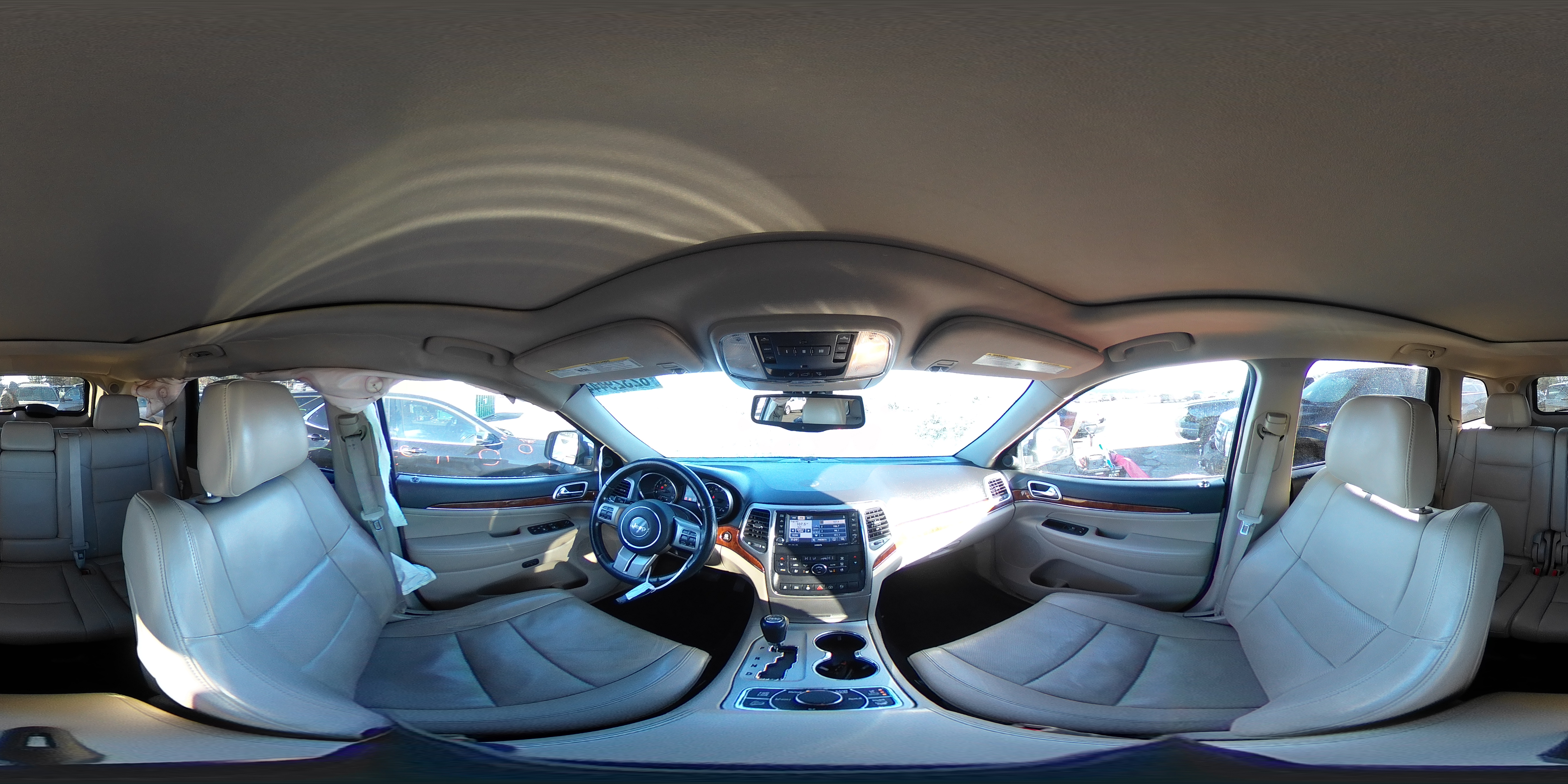 2013 Jeep Grand Cherokee - Image 13