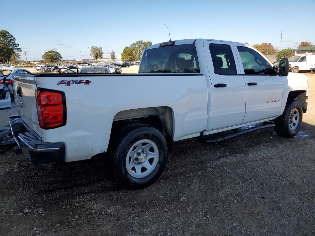 2014 Chevrolet Silverado - Image 3