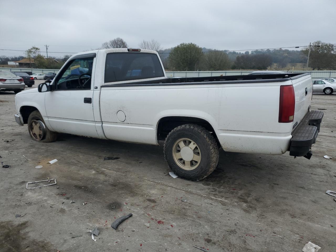 1997 GMC Sierra - Image 2