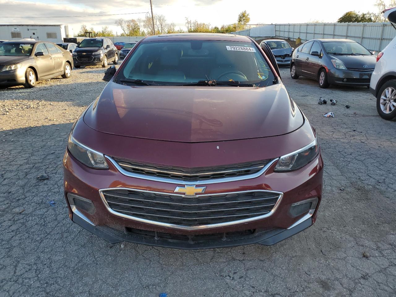 2017 Chevrolet Malibu - Image 5