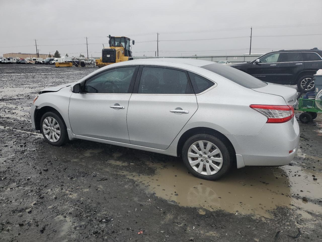 2015 Nissan Sentra - Image 2
