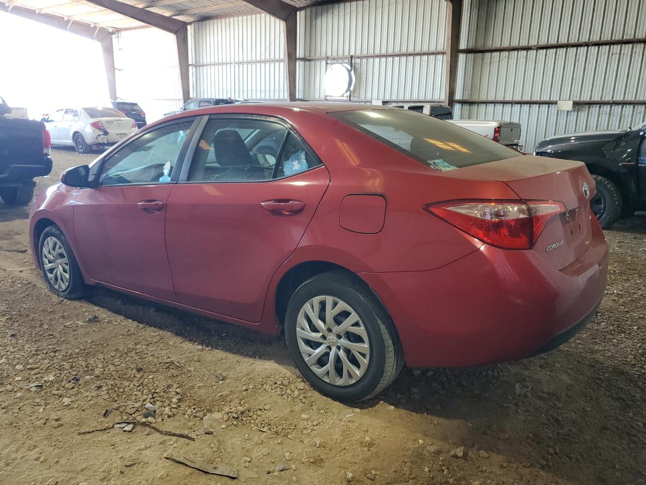 VIN 5YFBURHE7KP935557 2019 TOYOTA COROLLA no.2