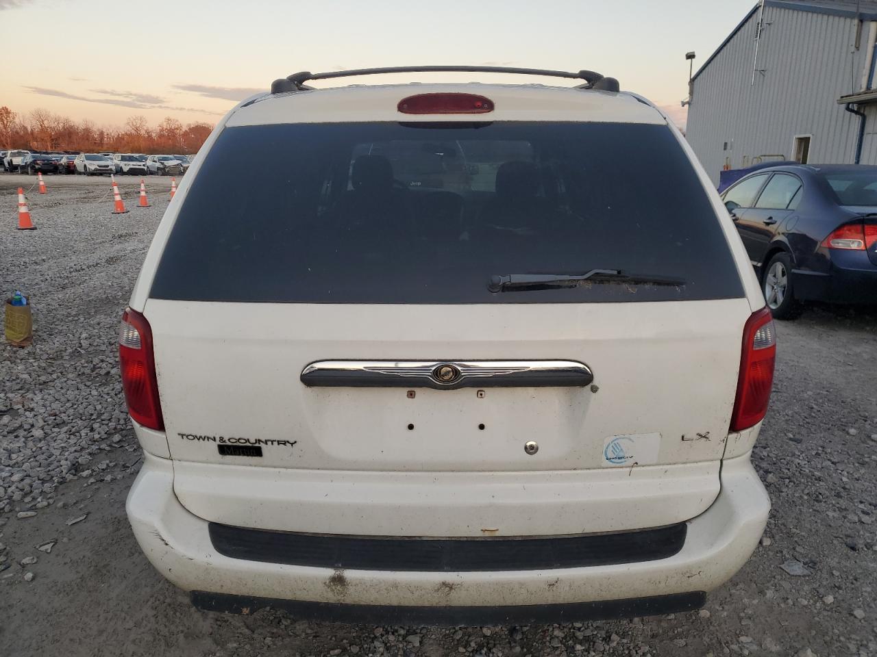 2005 Chrysler Town & Country Lx VIN: 2C4GP44R45R563320 Lot: 78558524
