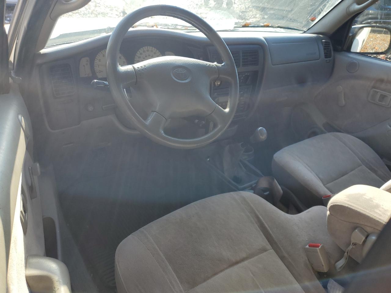 2004 Toyota Tacoma - Image 8