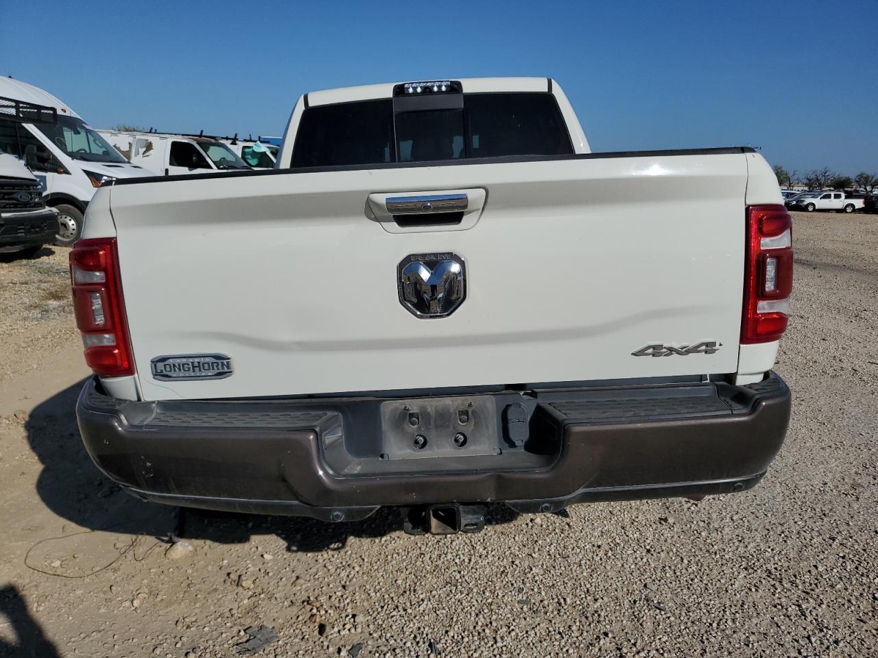 2020 RAM 2500 - Image 6
