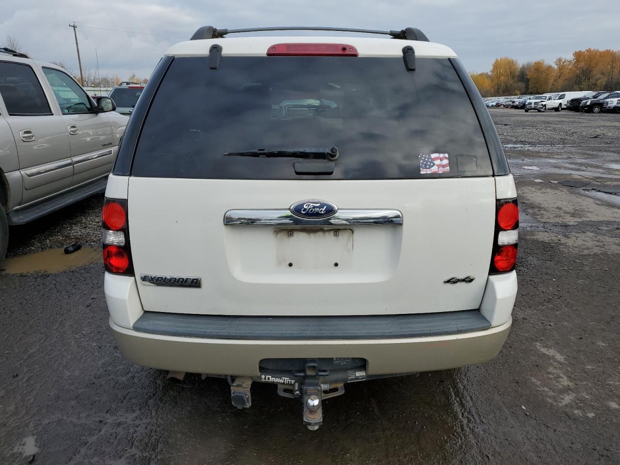 2010 Ford Explorer - Image 6