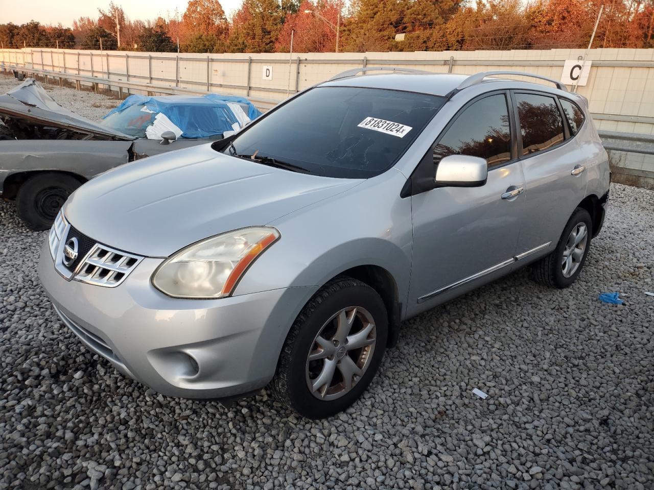 2011 Nissan Rogue - Image 1
