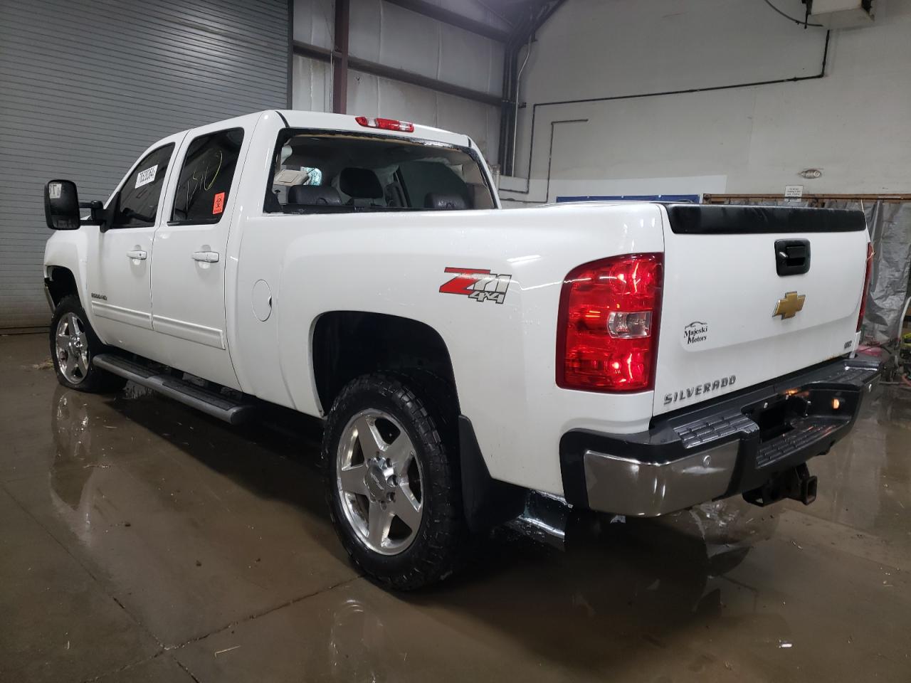 2013 Chevrolet Silverado - Image 2