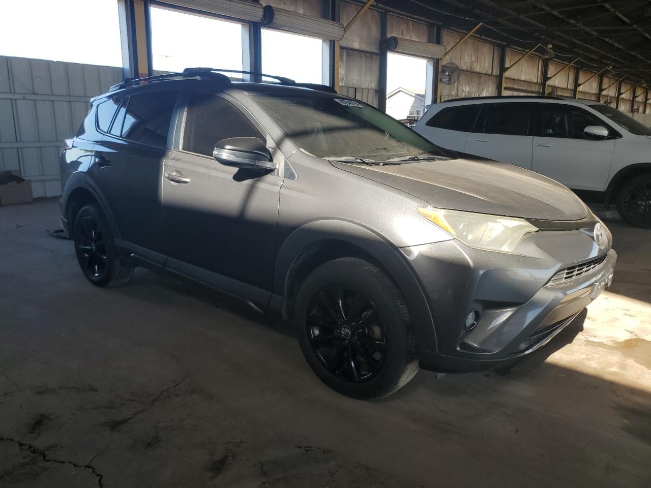 2018 Toyota RAV 4 - Image 4