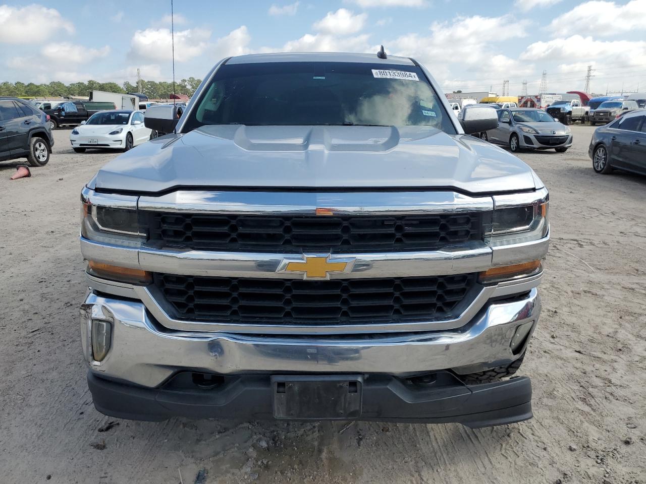 2018 Chevrolet Silverado - Image 5
