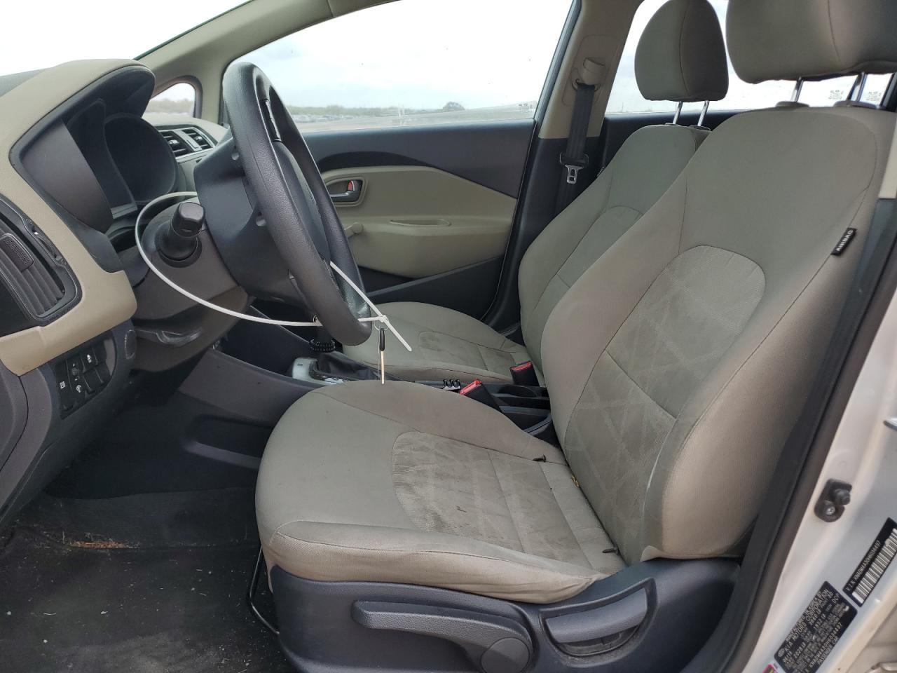 2017 Kia Rio - Image 7