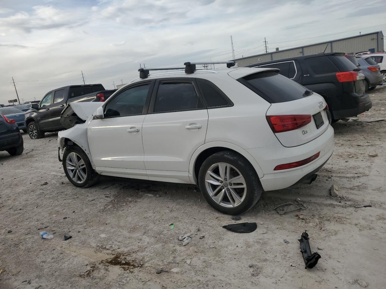 2017 Audi Q3 - Image 2