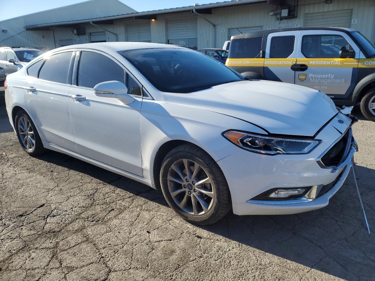 VIN 3FA6P0HD7HR305087 2017 FORD FUSION no.4