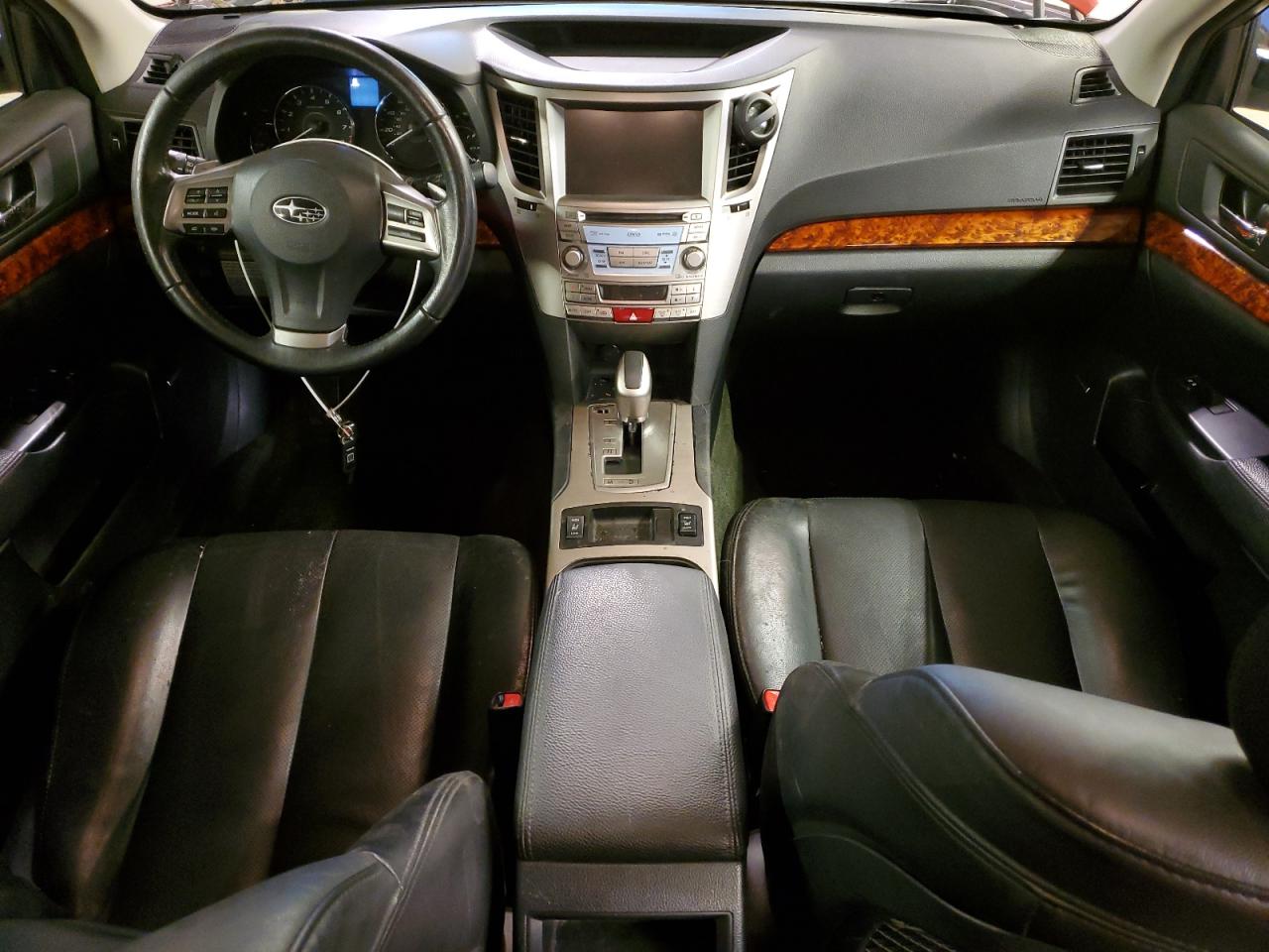2012 Subaru Outback - Image 8