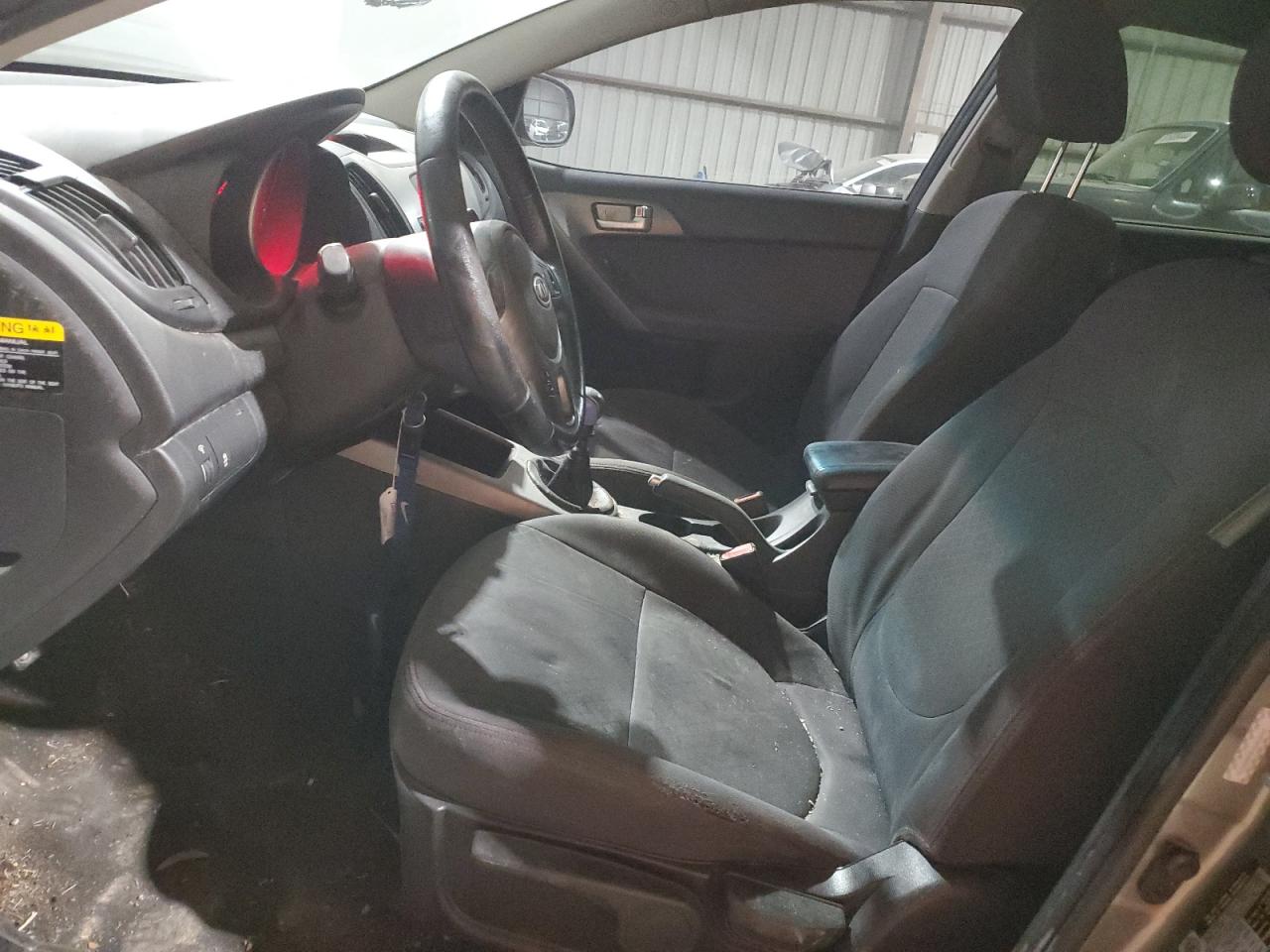 2010 Kia Forte - Image 7