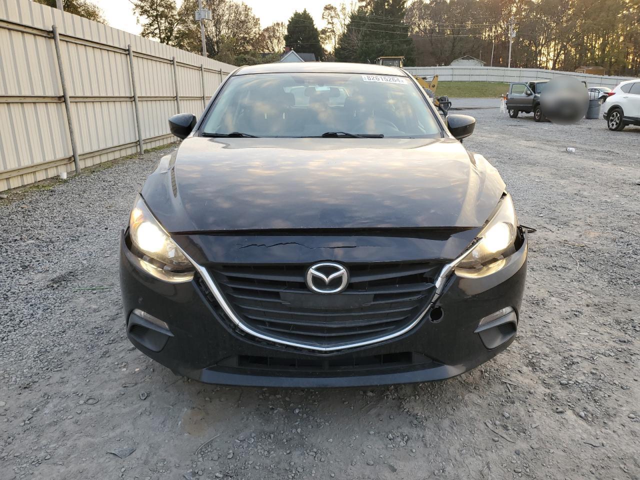 2016 Mazda 3 - Image 5