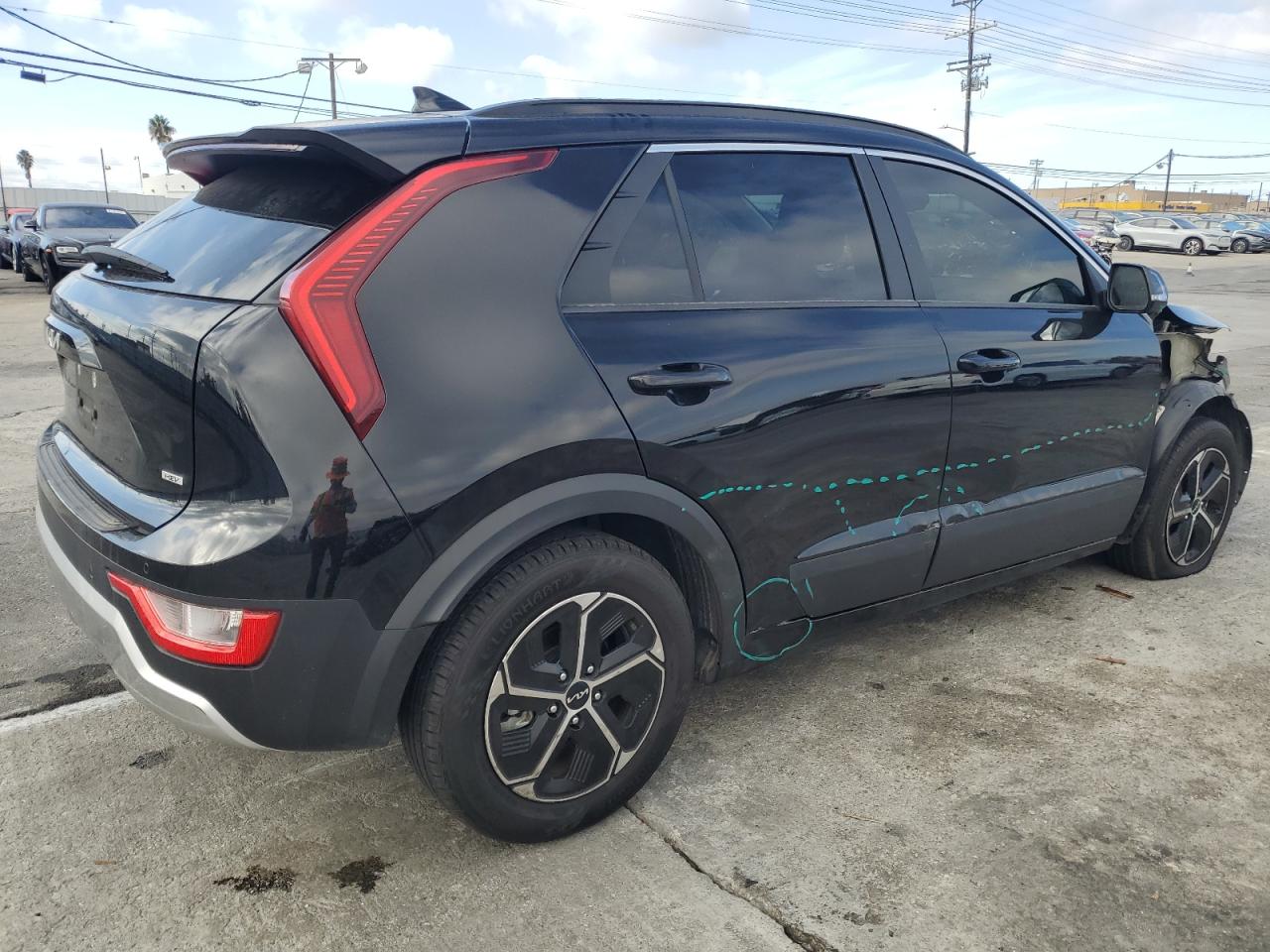 VIN KNDCR3LE4P5050604 2023 KIA NIRO no.3